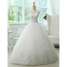 Modern Princess Crystal Appliques V-Neck Ball Gown Tulle Wedding Dresses with Lace Bodice