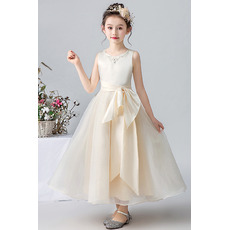 Charming A-line Beaded Neckline Satin Organza First Communion Flower Girl Dresses with Bowknot