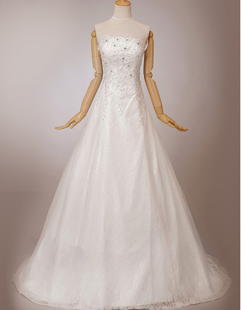 Graceful A-Line Strapless Sweep Train Lace Wedding Dresses with Beading Appliques Bodice