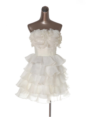 Affordable Elegant Strapless Short Tiered Homecoming/ Party Dresses
