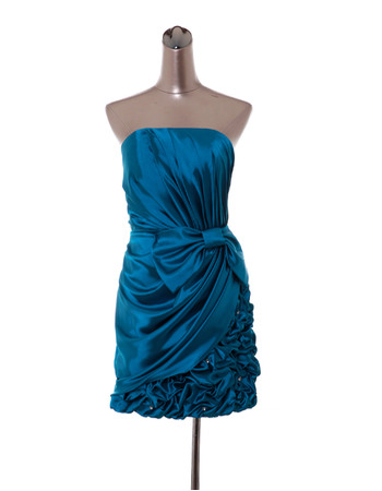 Inexpensive Sexy Column Strapless Short Satin Homecoming Dresses
