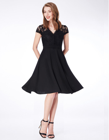 Elegant Lace Bodice Knee Length Bridesmaid Dress with Cap Sleeves