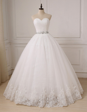 Elegantly Ball Gown Sweetheart Tulle Wedding Dresses with Crystal Beaded Waist