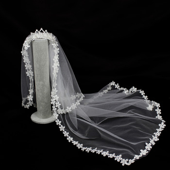 Perfect Crystal Scalloped Lace-Trimmed Holy Communion Flower Girl Tiara Headpiece with Comb Veil