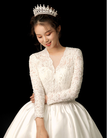Elegantly Pearl Beading Lace Bodice Wedding Dresses with Satin Skirt