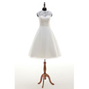 Simple Ivory A-Line Crew Neck Knee Length Lace Wedding Dresses