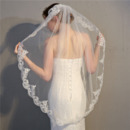 1 Layer Fingertip-Length Tulle with Lace Appliques Wedding Veils