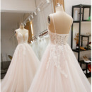 Appliques Tulle Wedding Gowns